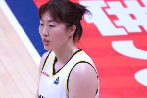 开云体育官方网站下载-轰16分+4记三分！中国女篮24岁1米86王牌真稳：未来闯荡WNBA？