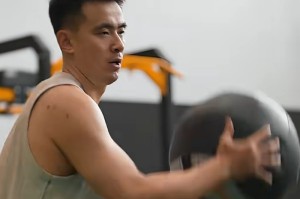 辽宁官宣！赵继伟已回国归队训练，强化体能，全力为全运会准备！